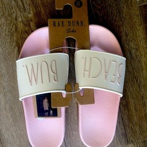 BNWT Rae Dunn slides. Women’s size 8.